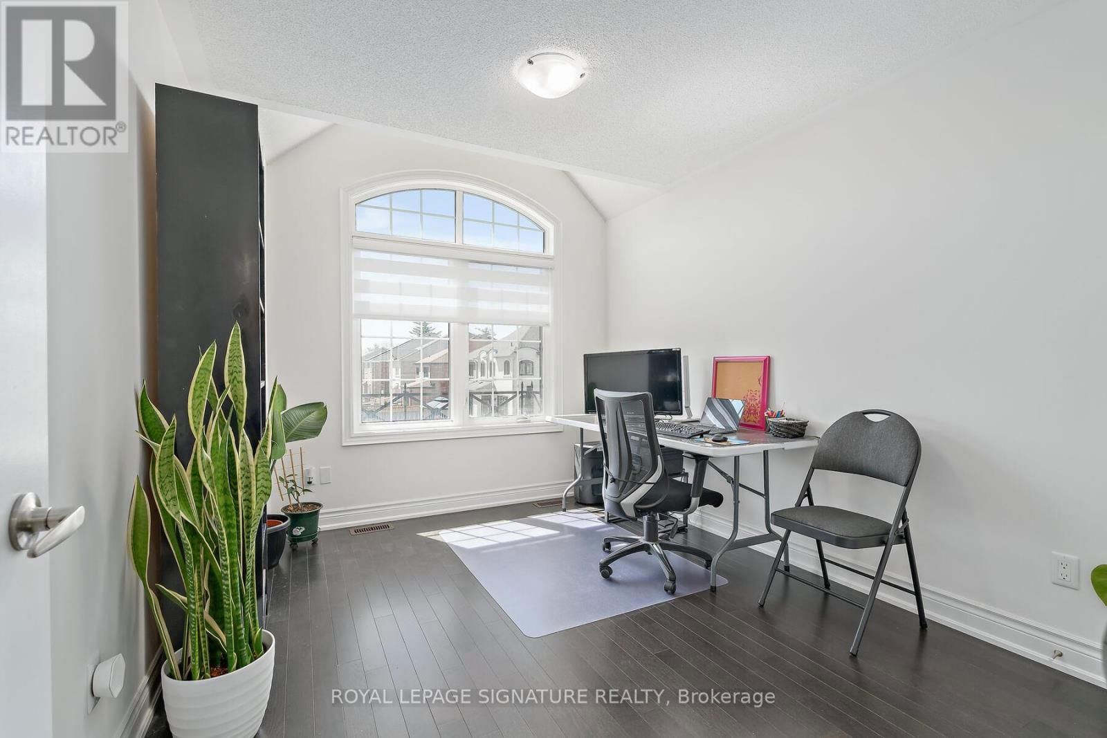 21 VINEYARD DRIVE Image 29