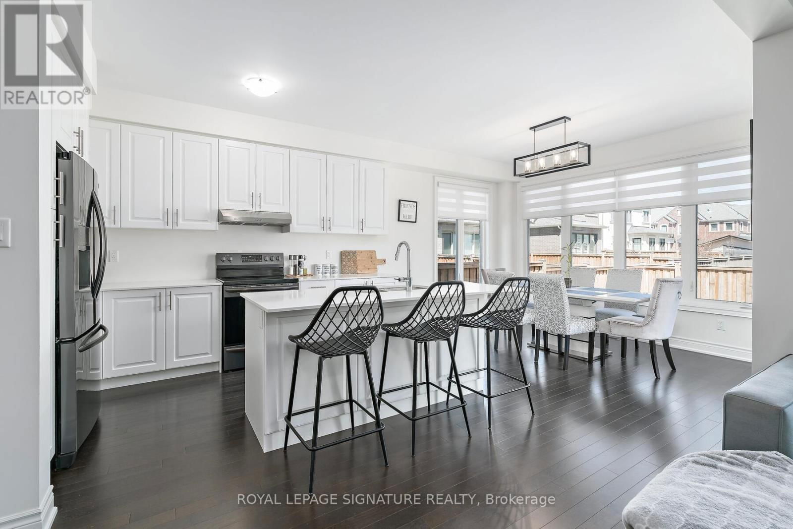 21 VINEYARD DRIVE Image 9