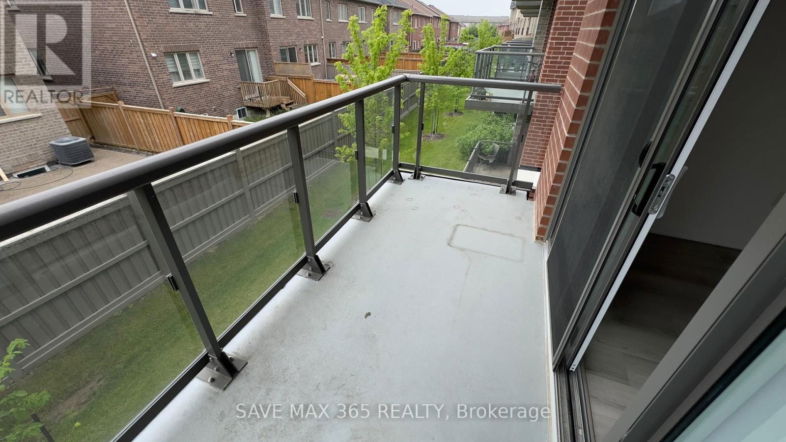 254 - 65 ATTMAR DRIVE Image 10