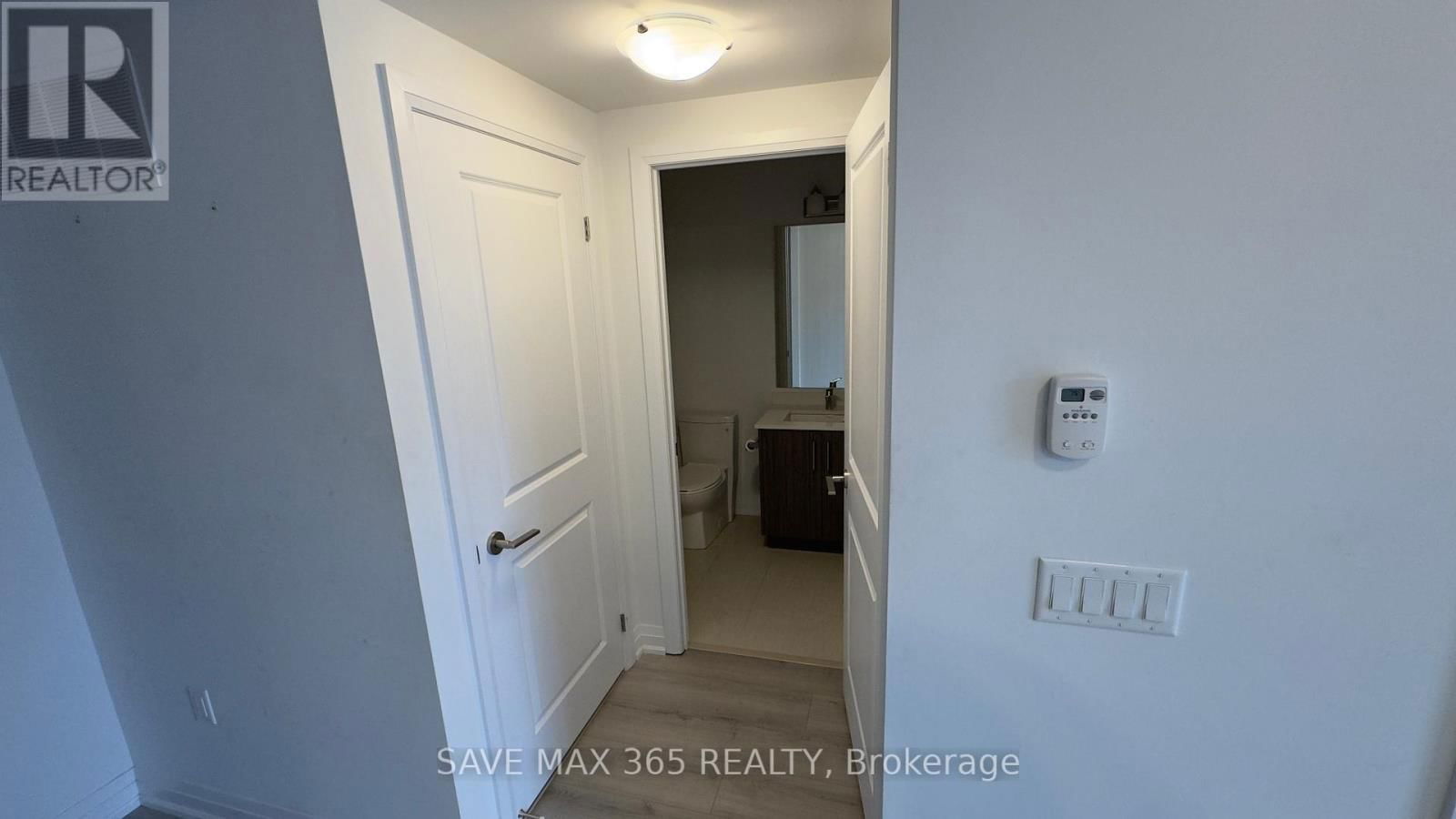 254 - 65 ATTMAR DRIVE Image 14