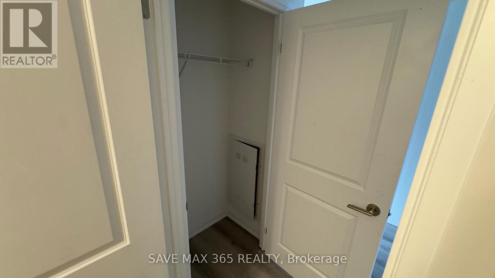 254 - 65 ATTMAR DRIVE Image 17