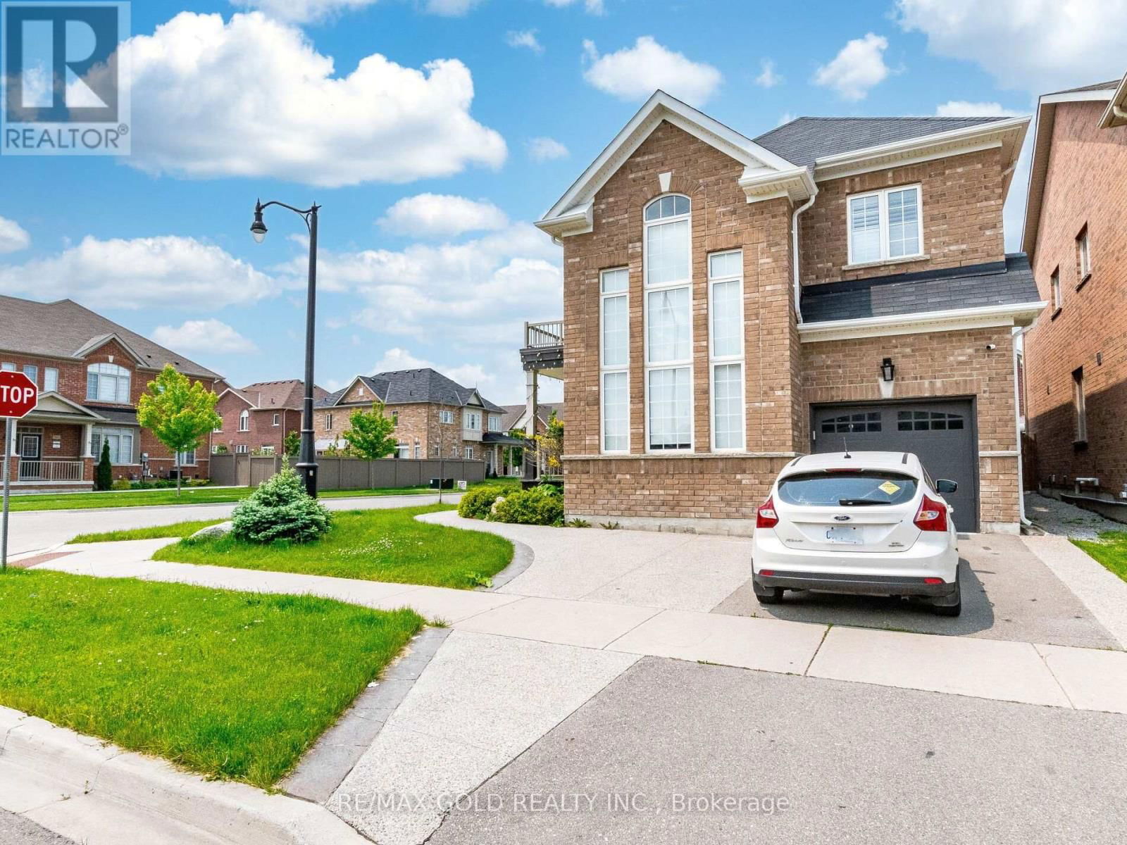 359 ROBERT PARKINSON DRIVE Image 3
