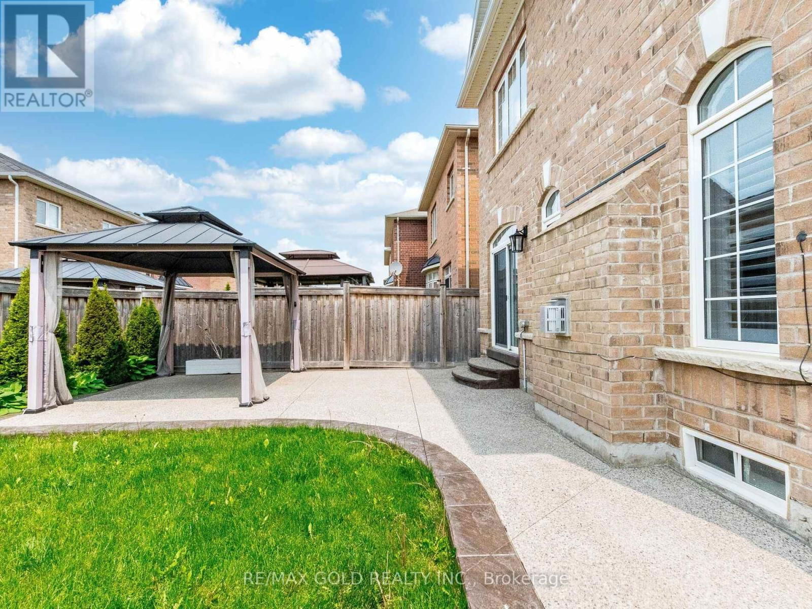 359 ROBERT PARKINSON DRIVE Image 50