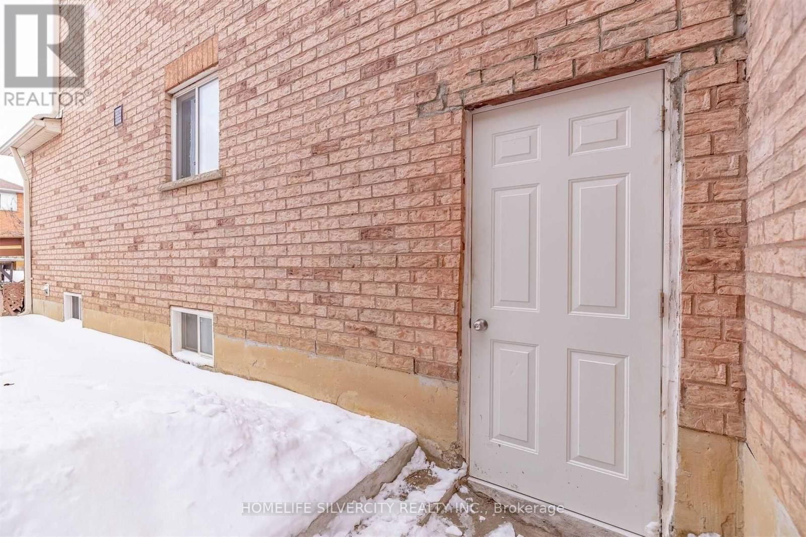 39 SUMMERDALE CRESCENT Image 31