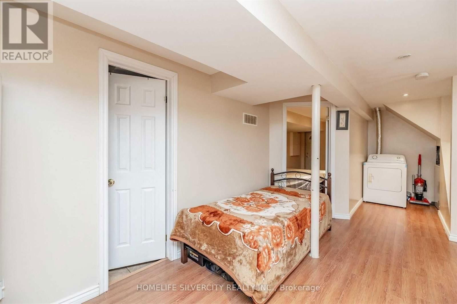 39 SUMMERDALE CRESCENT Image 34