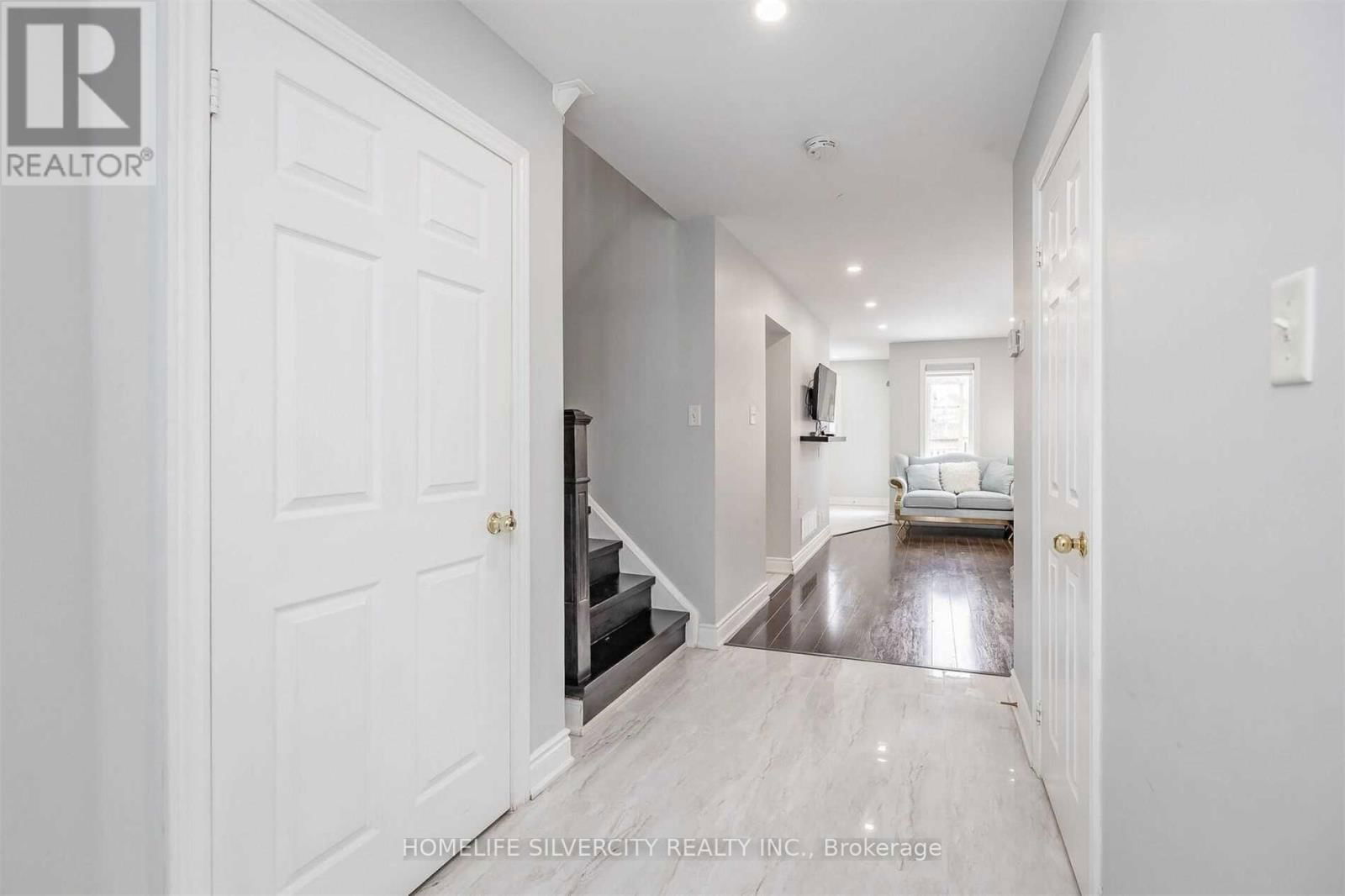 39 SUMMERDALE CRESCENT Image 5
