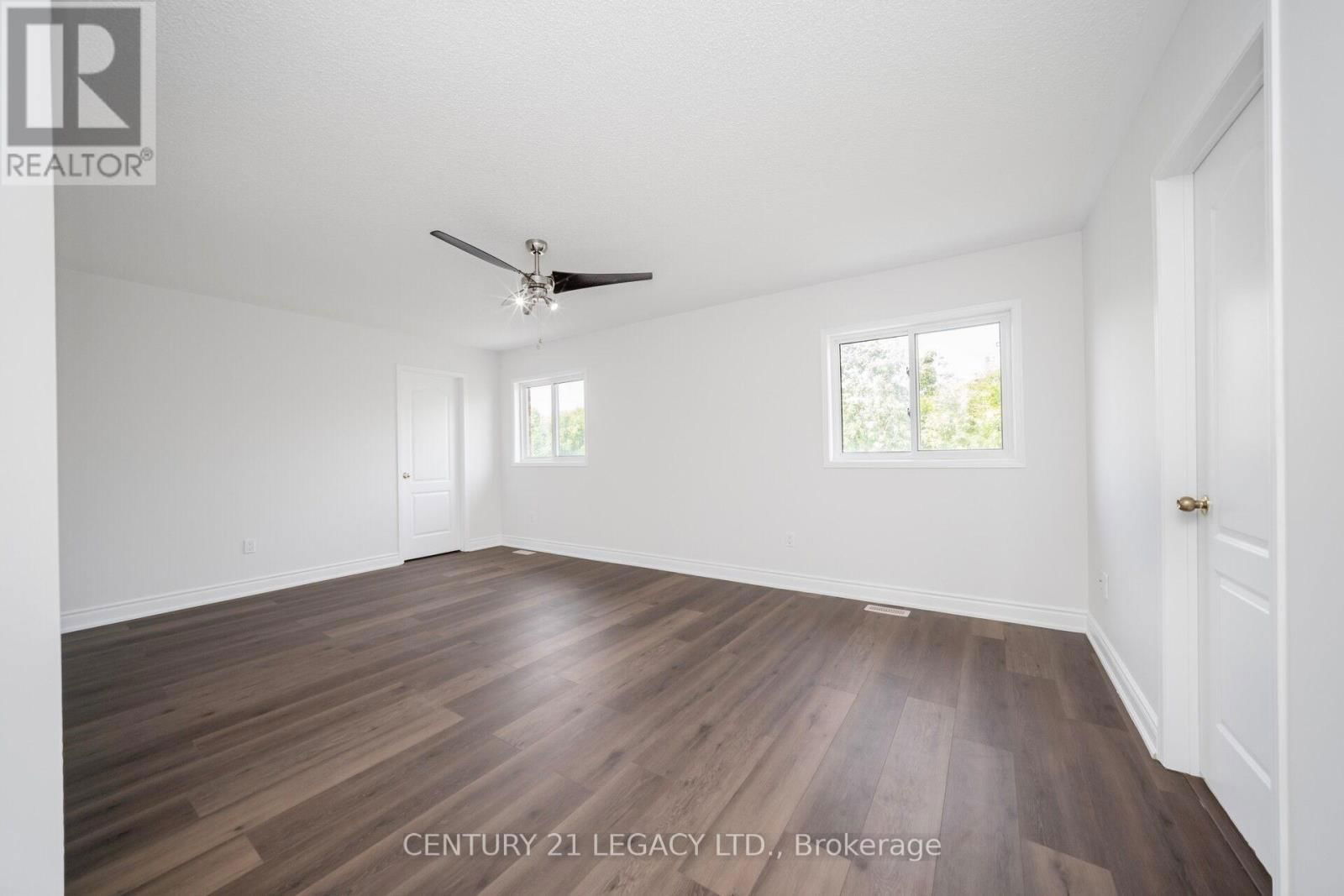 28 SUNNYBROOK CRESCENT Image 19