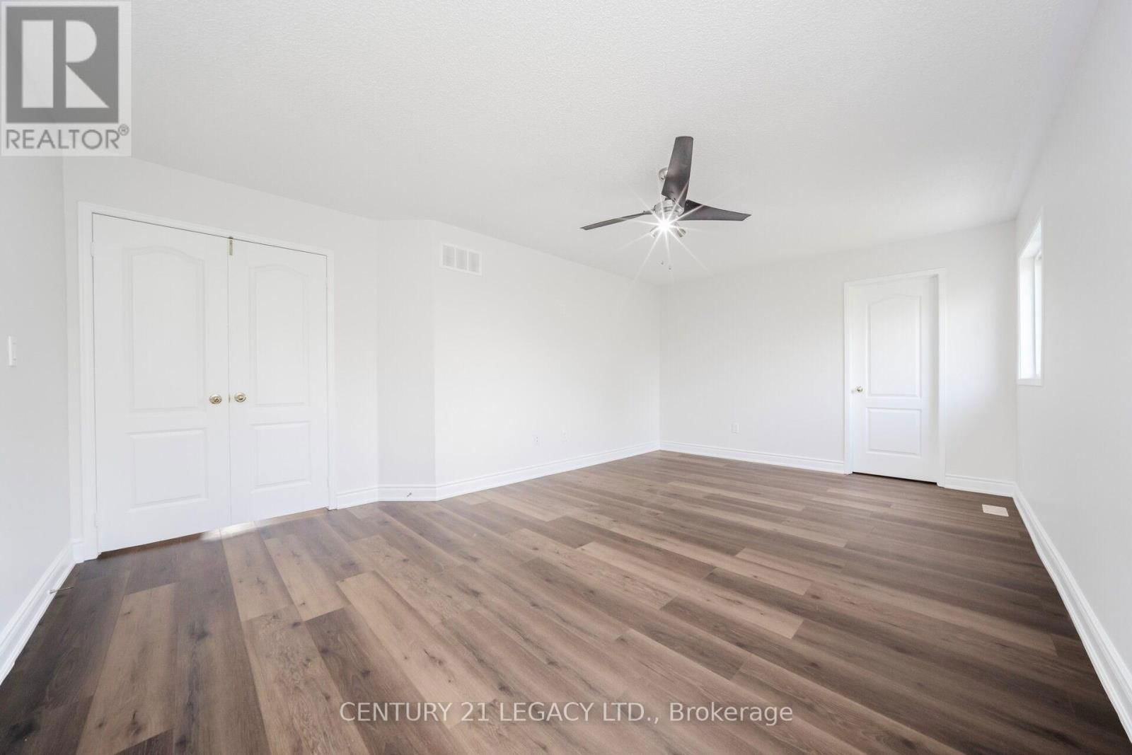 28 SUNNYBROOK CRESCENT Image 20