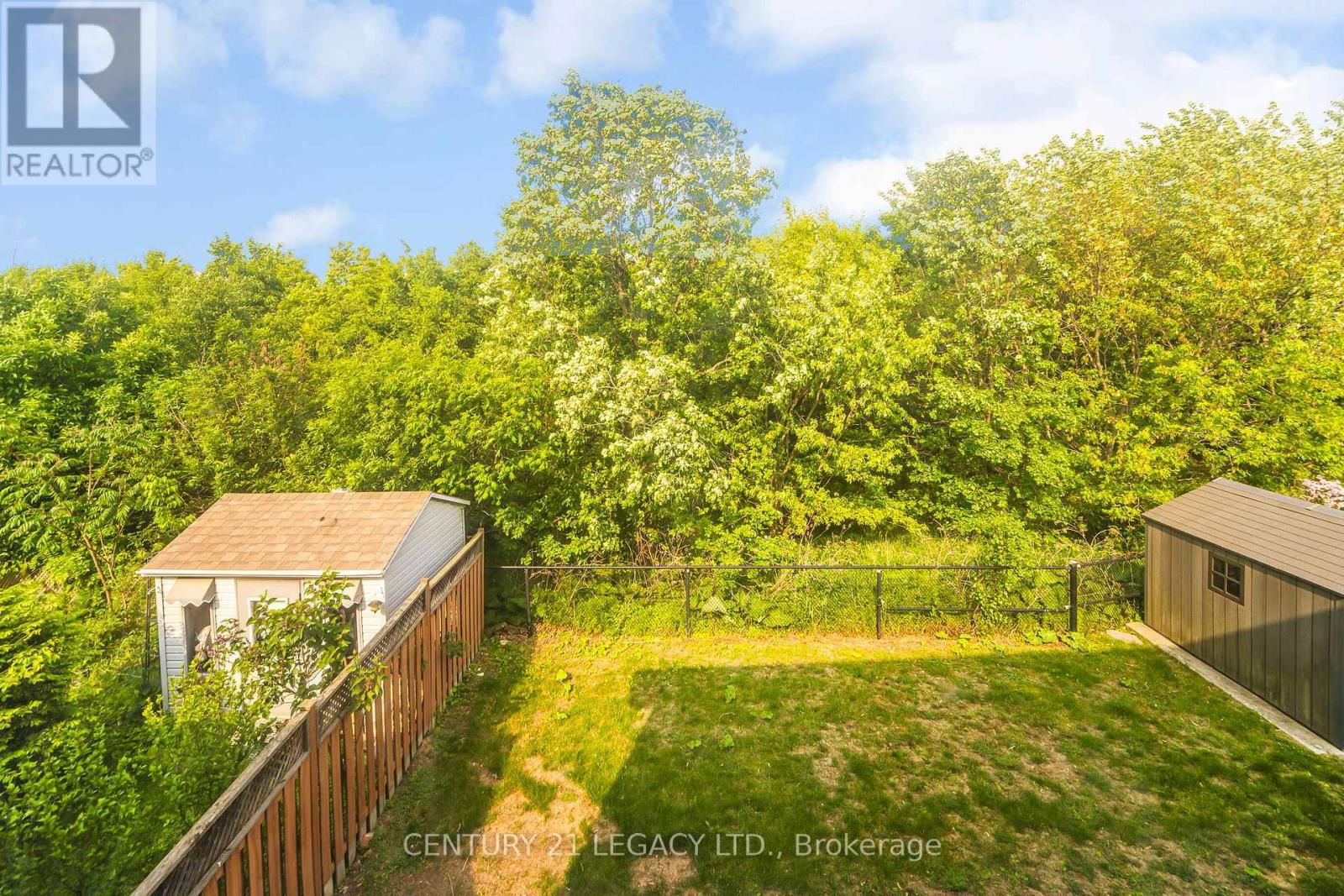 28 SUNNYBROOK CRESCENT Image 21