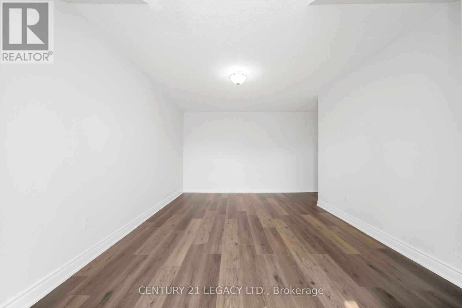 28 SUNNYBROOK CRESCENT Image 30