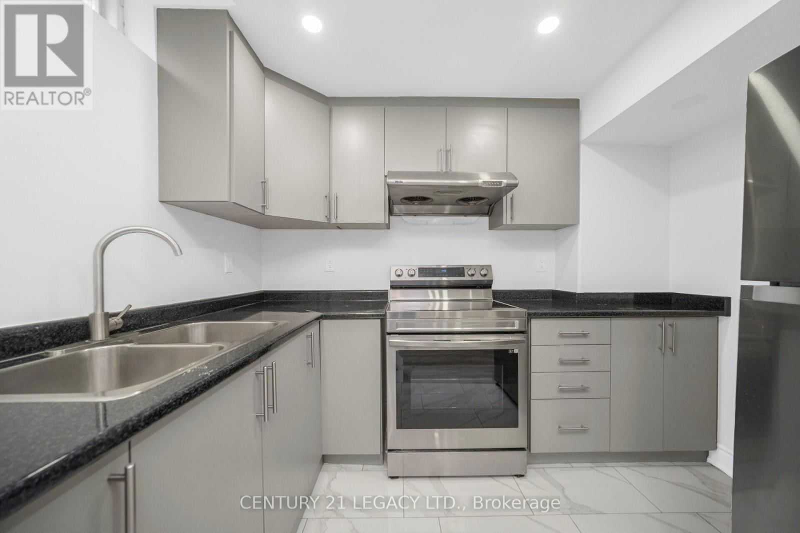 28 SUNNYBROOK CRESCENT Image 40
