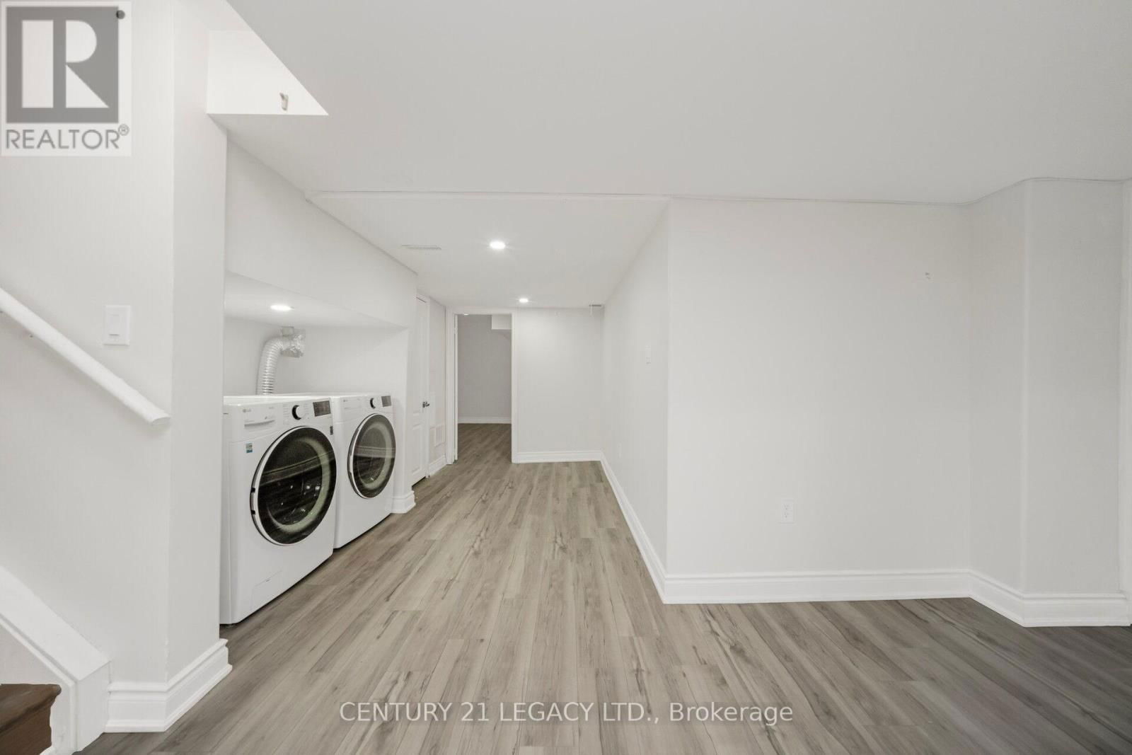 28 SUNNYBROOK CRESCENT Image 44
