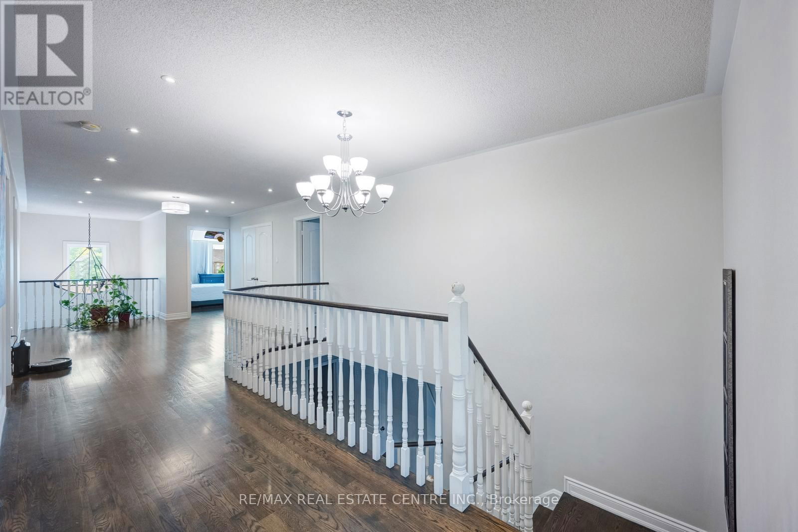 6361 DONWAY DRIVE Image 33