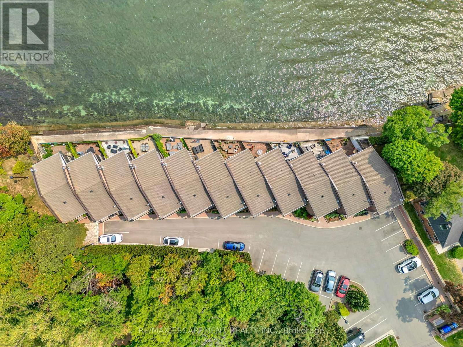 3 - 2136 OLD LAKESHORE ROAD Image 4