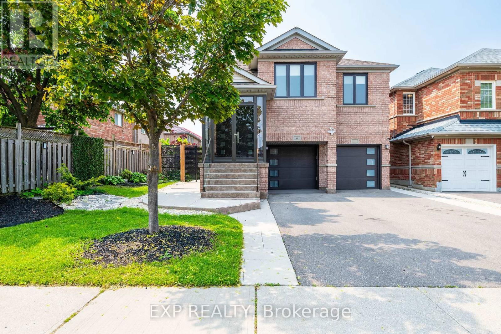 4 SILVERBELL COURT Image 1