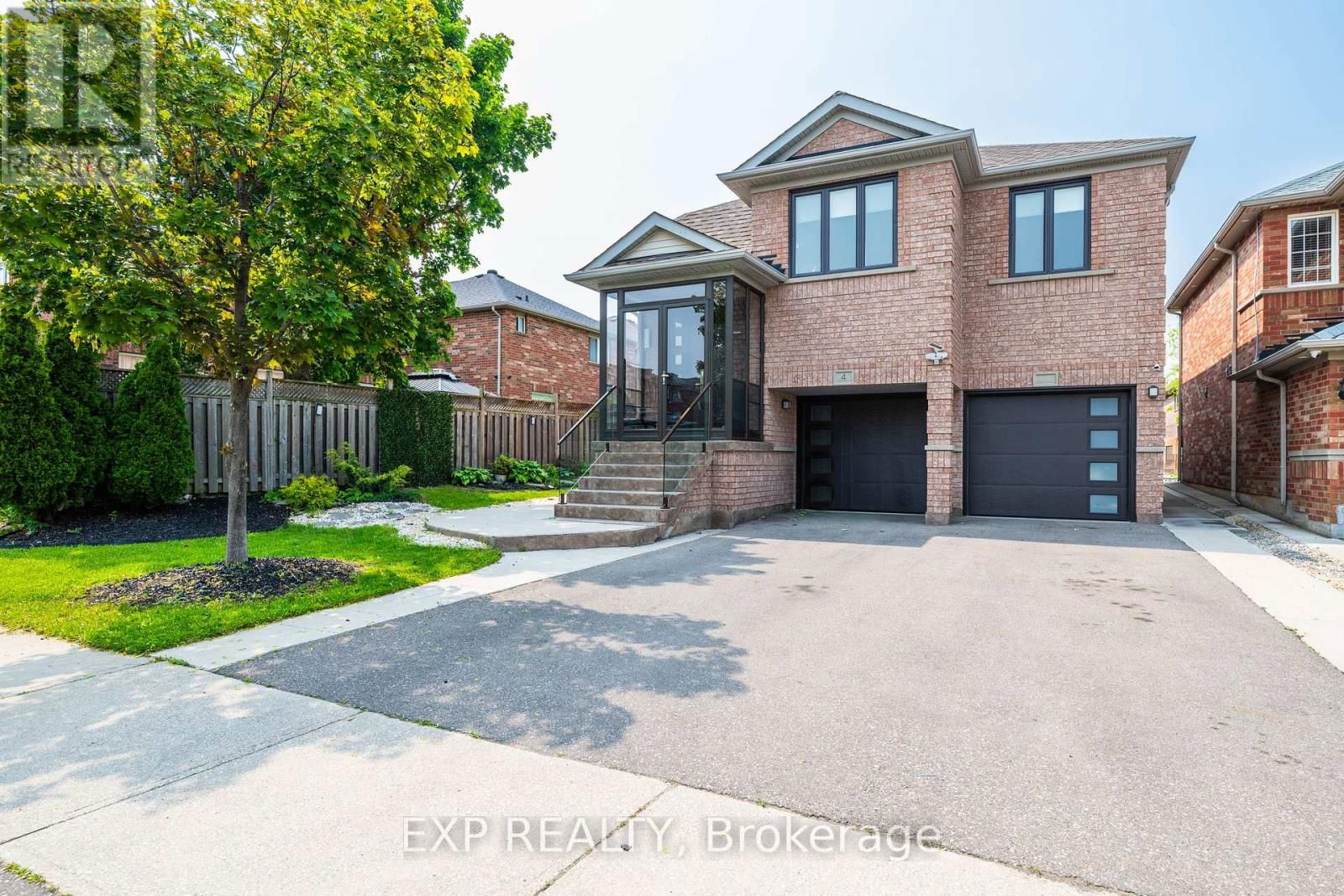 4 SILVERBELL COURT Image 2