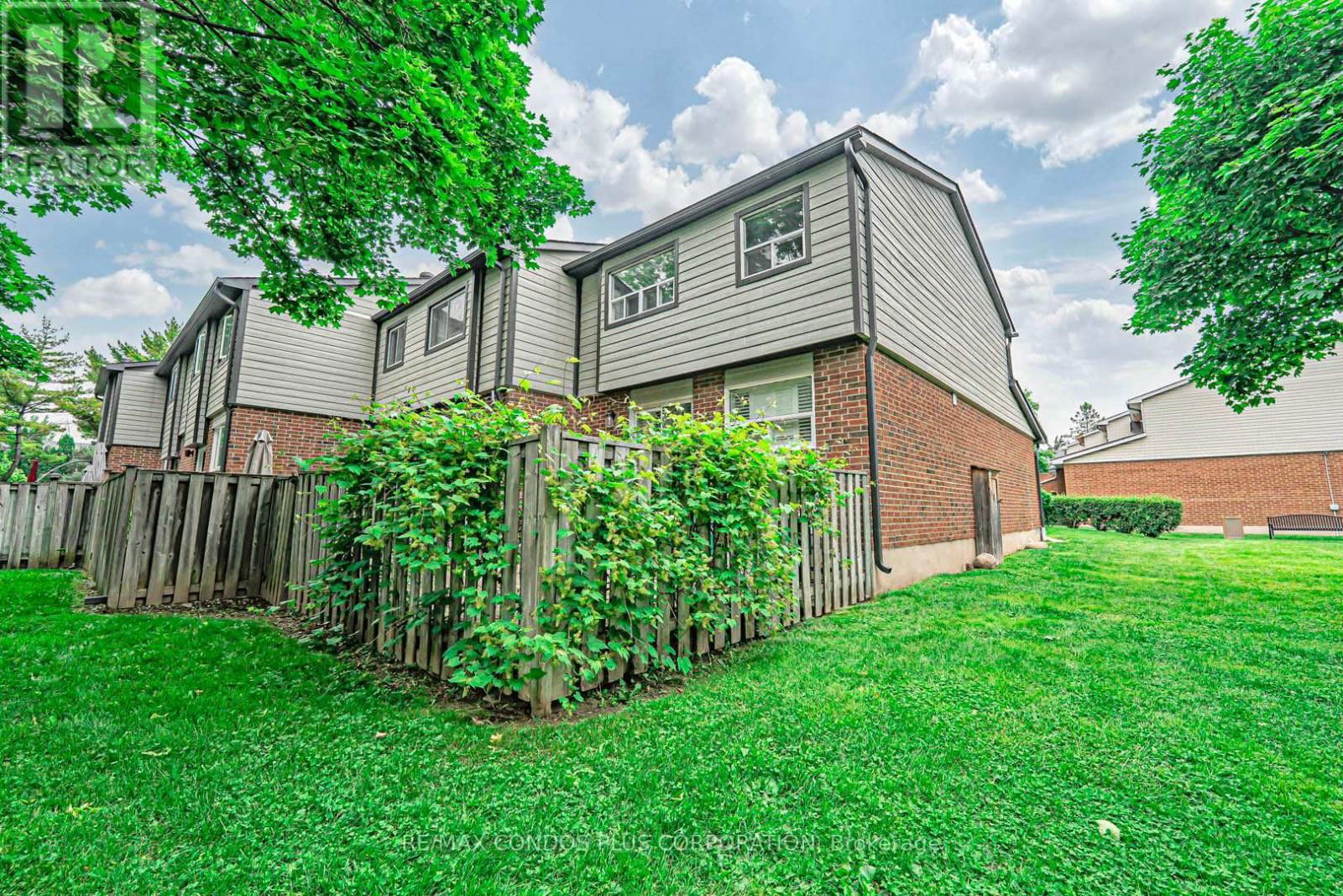 31 - 525 MEADOWS BOULEVARD Image 35