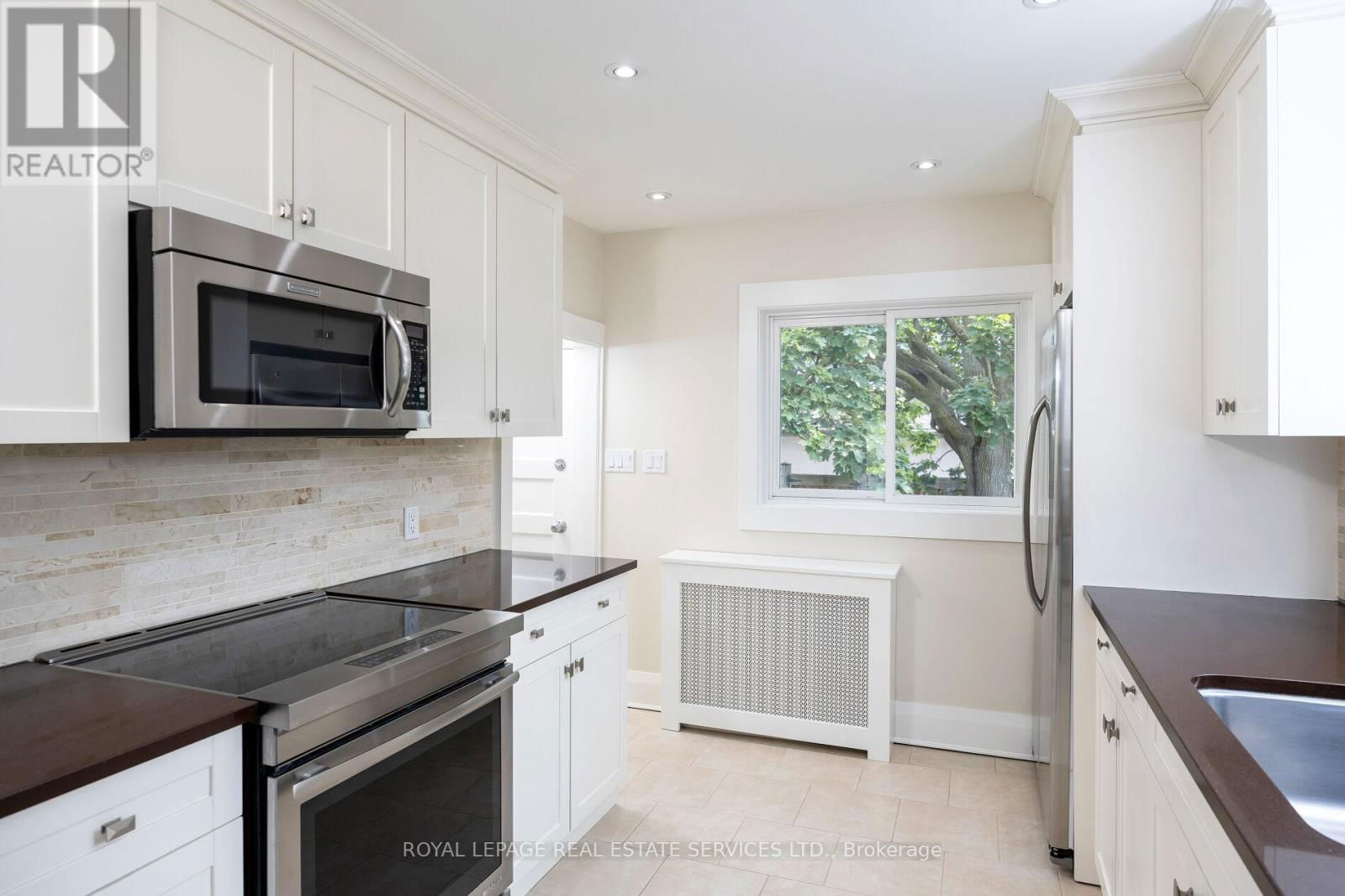 17 DANIELS STREET Image 15