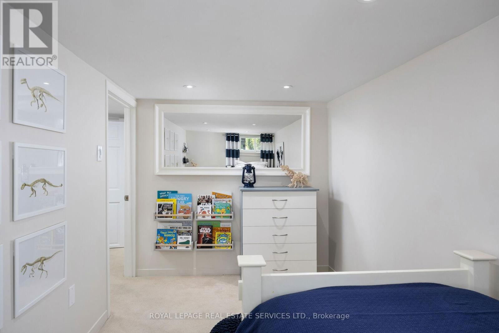 17 DANIELS STREET Image 33