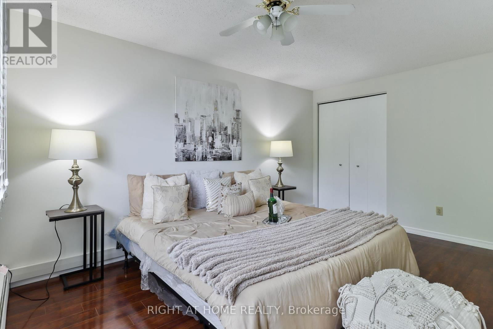 12 HILL STREET Image 19