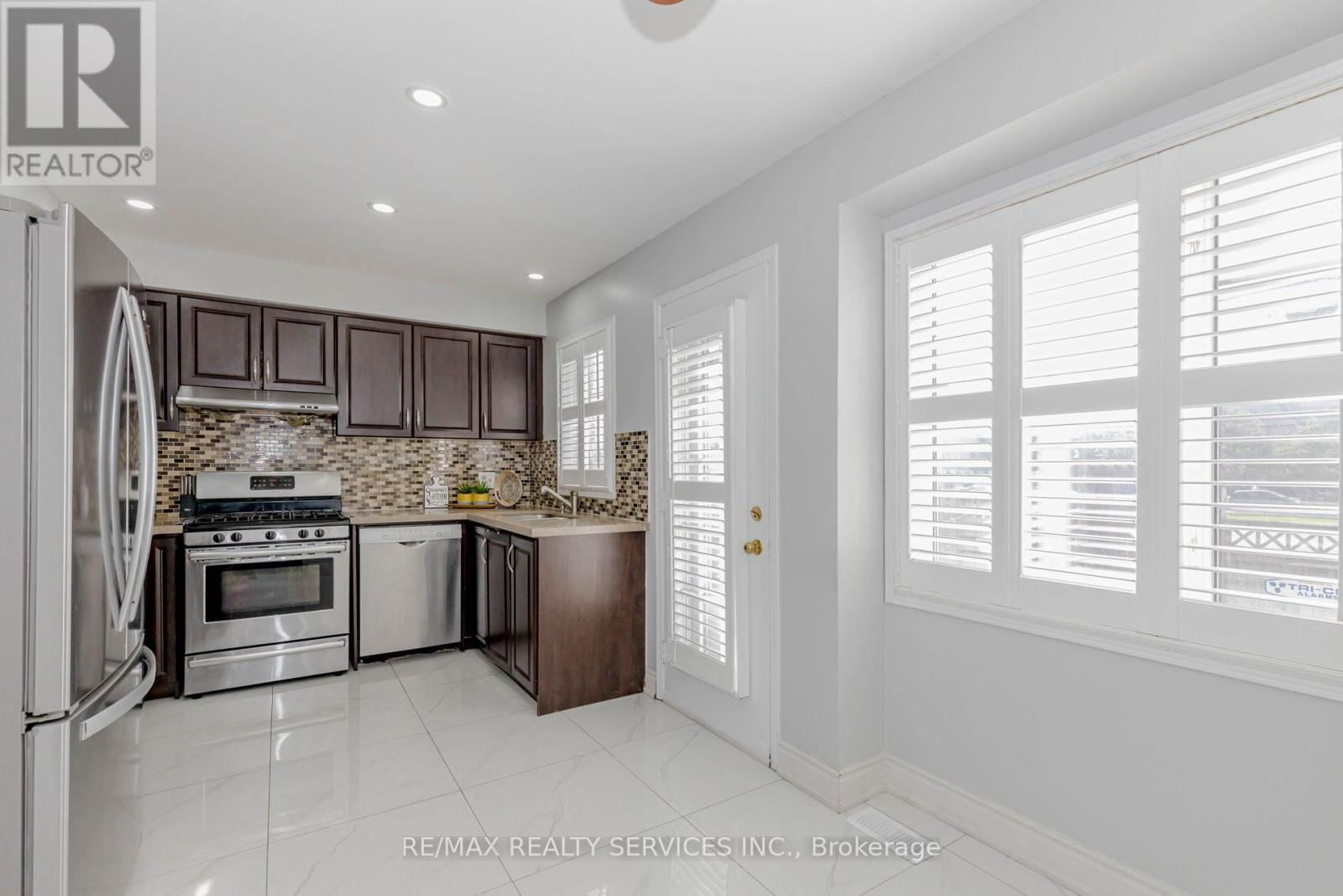 1135 BELLAROSA LANE Image 12