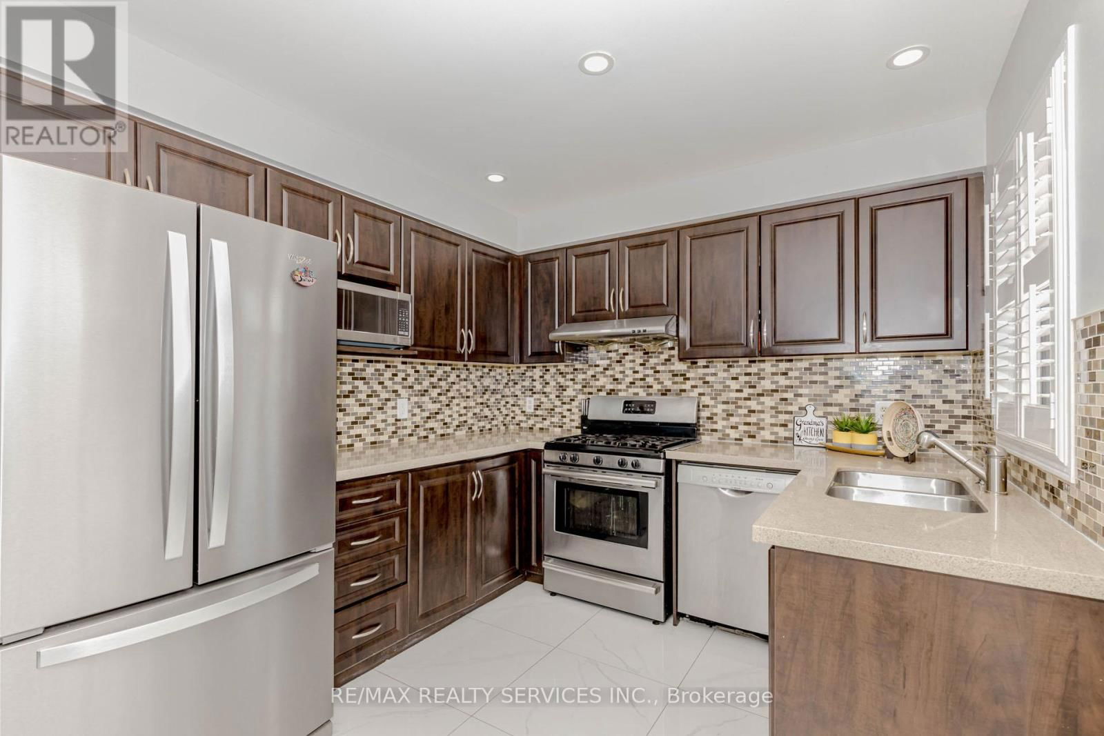 1135 BELLAROSA LANE Image 14