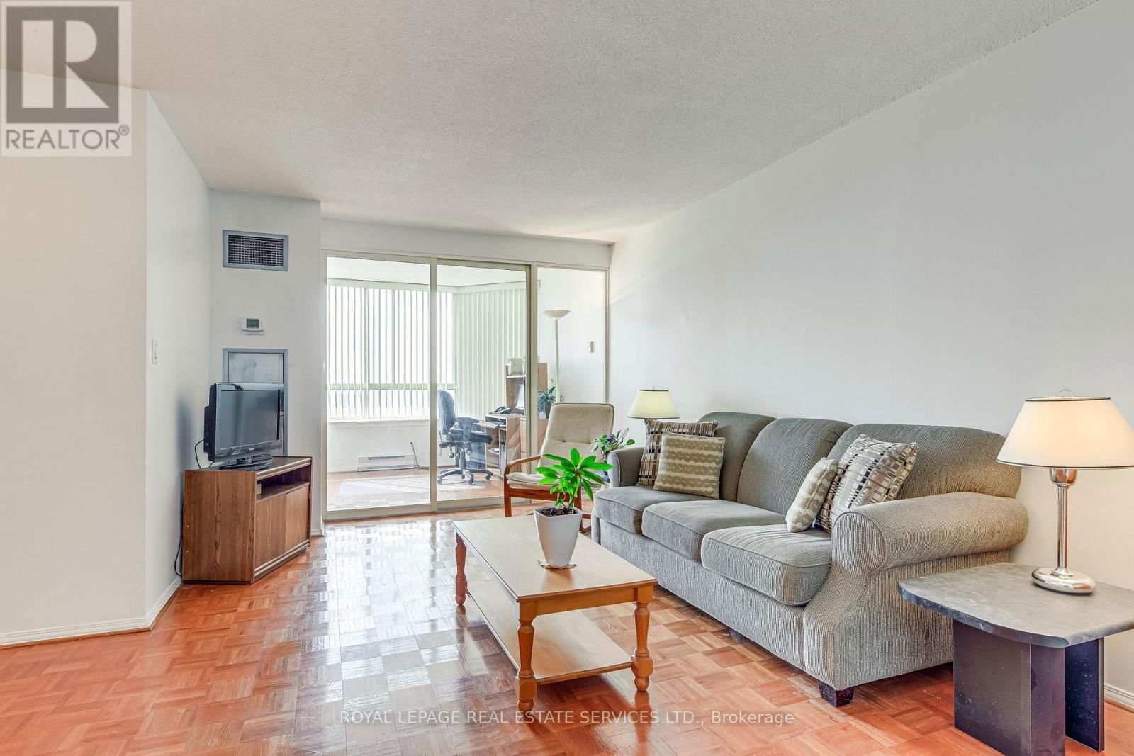 2111 - 3605 KARIYA DRIVE Image 16