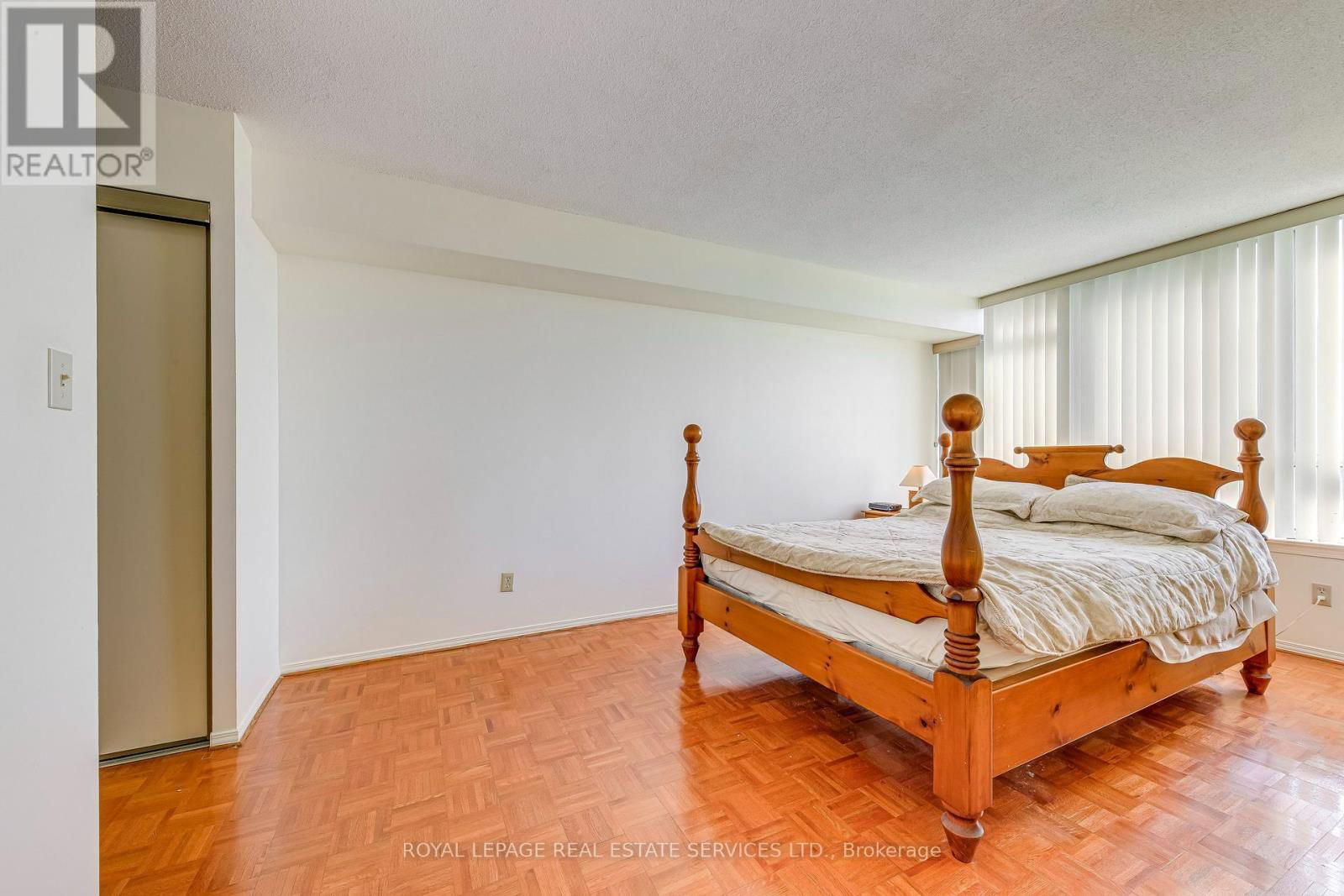 2111 - 3605 KARIYA DRIVE Image 23