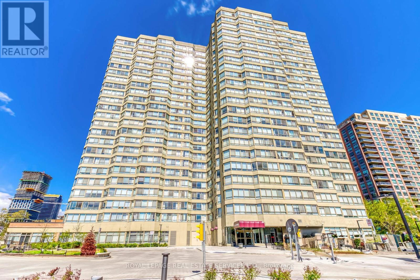 2111 - 3605 KARIYA DRIVE Image 3