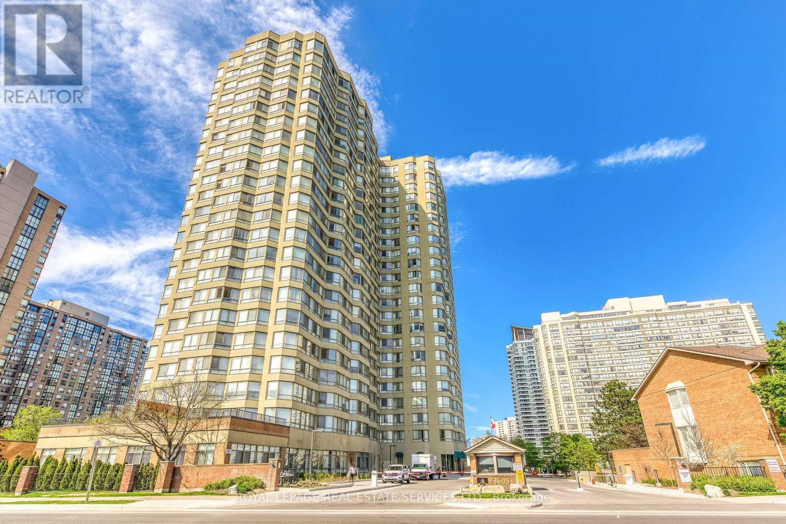 2111 - 3605 KARIYA DRIVE Image 4