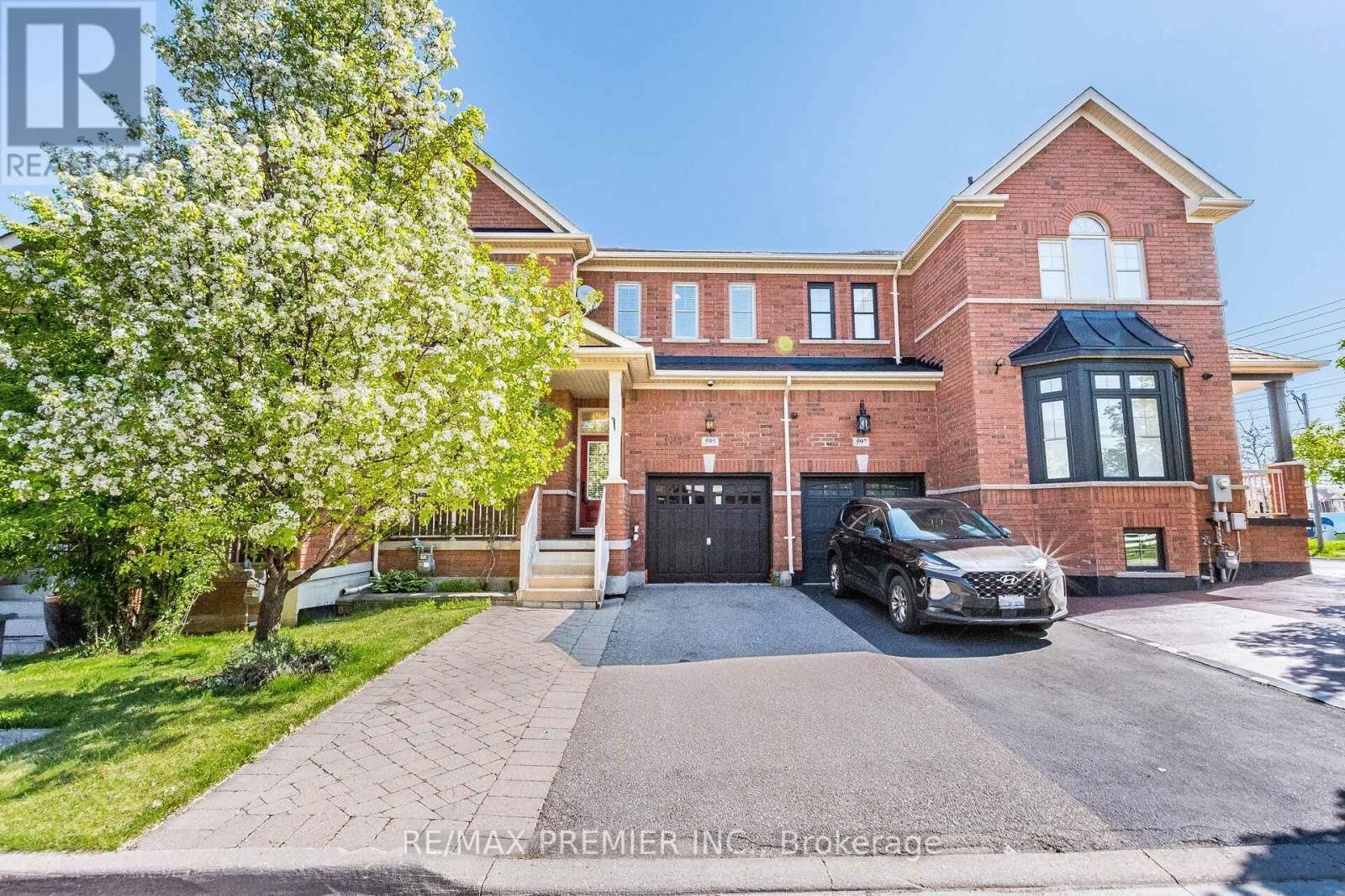 595 GRANT WAY Image 1
