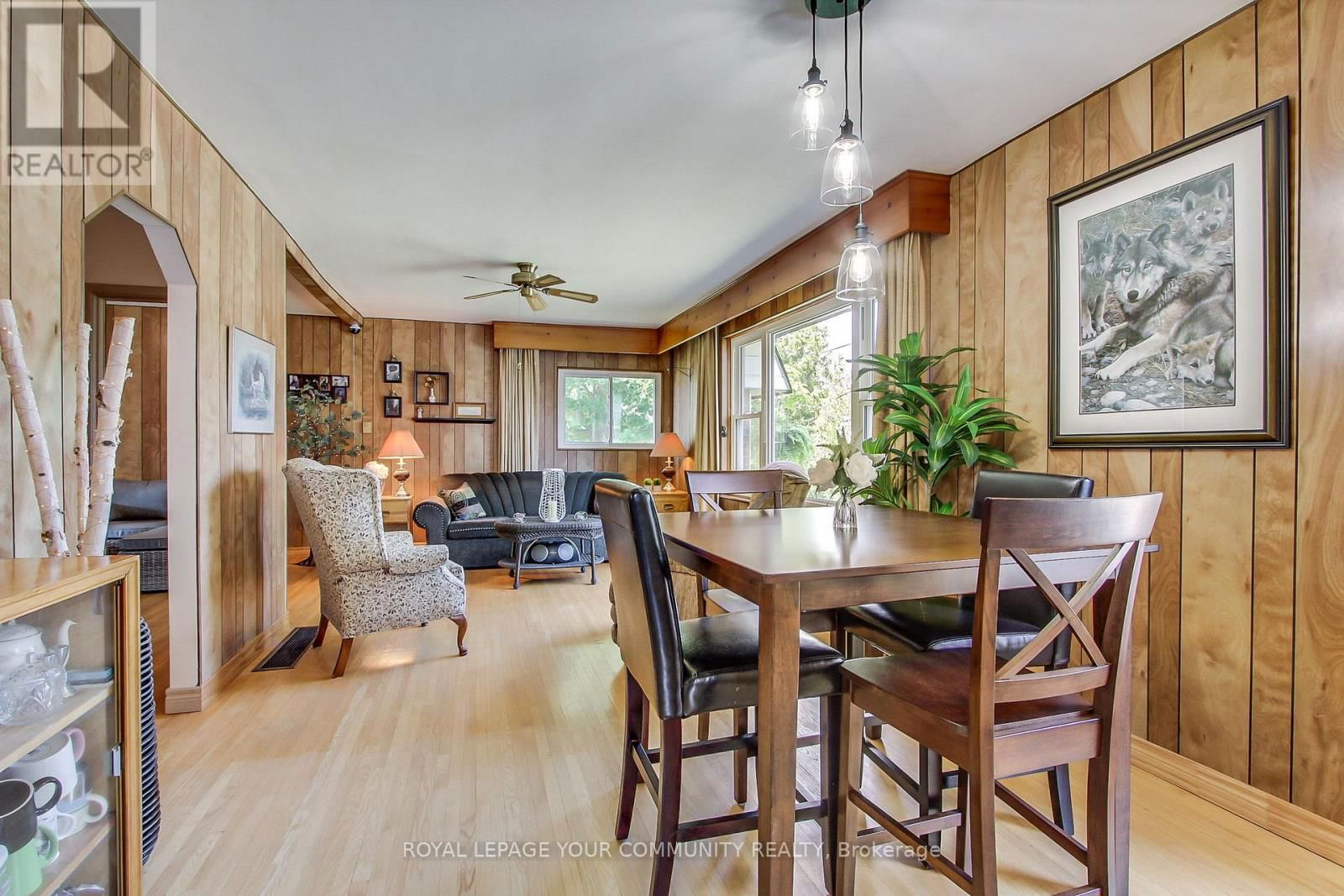 92 ELLWOOD DRIVE Image 15
