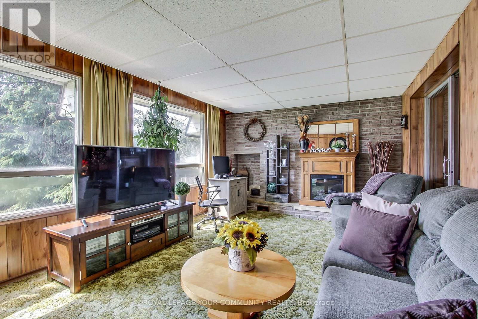 92 ELLWOOD DRIVE Image 27