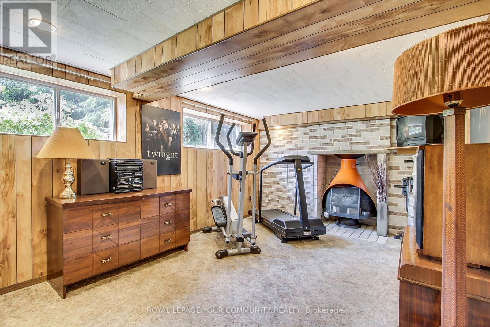 92 ELLWOOD DRIVE Image 38