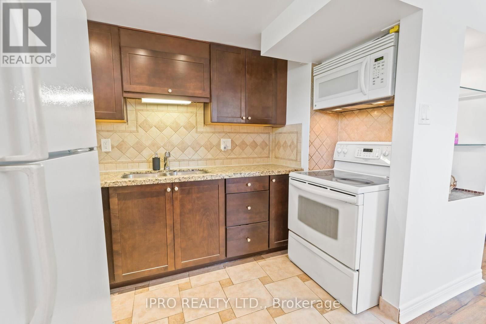 23 STANLEY COURT Image 28
