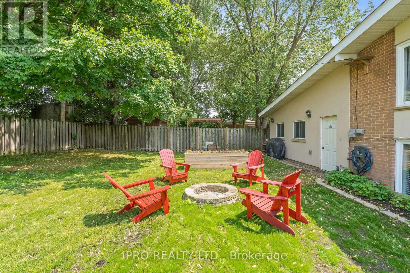 23 STANLEY COURT Image 35