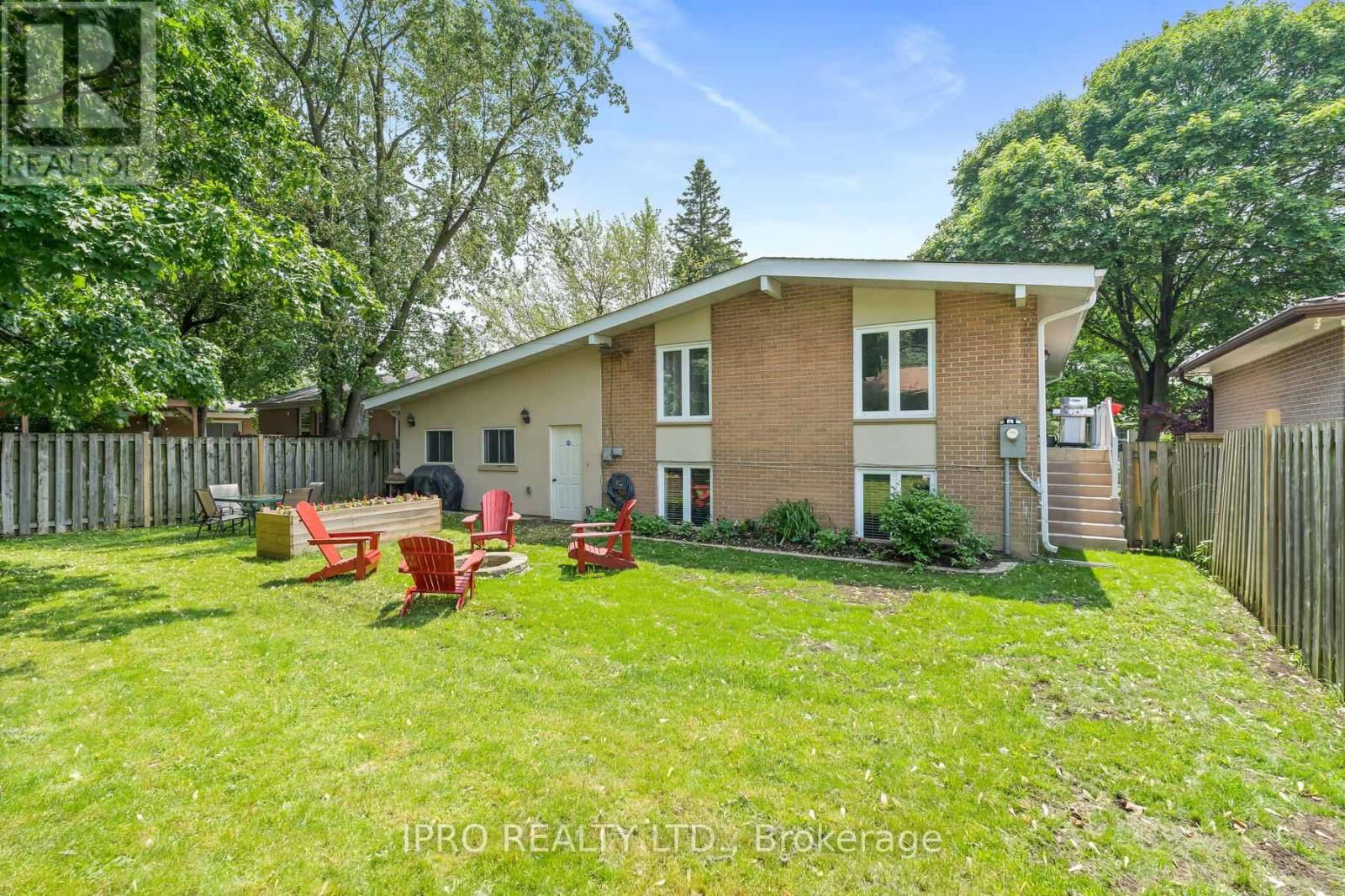 23 STANLEY COURT Image 38
