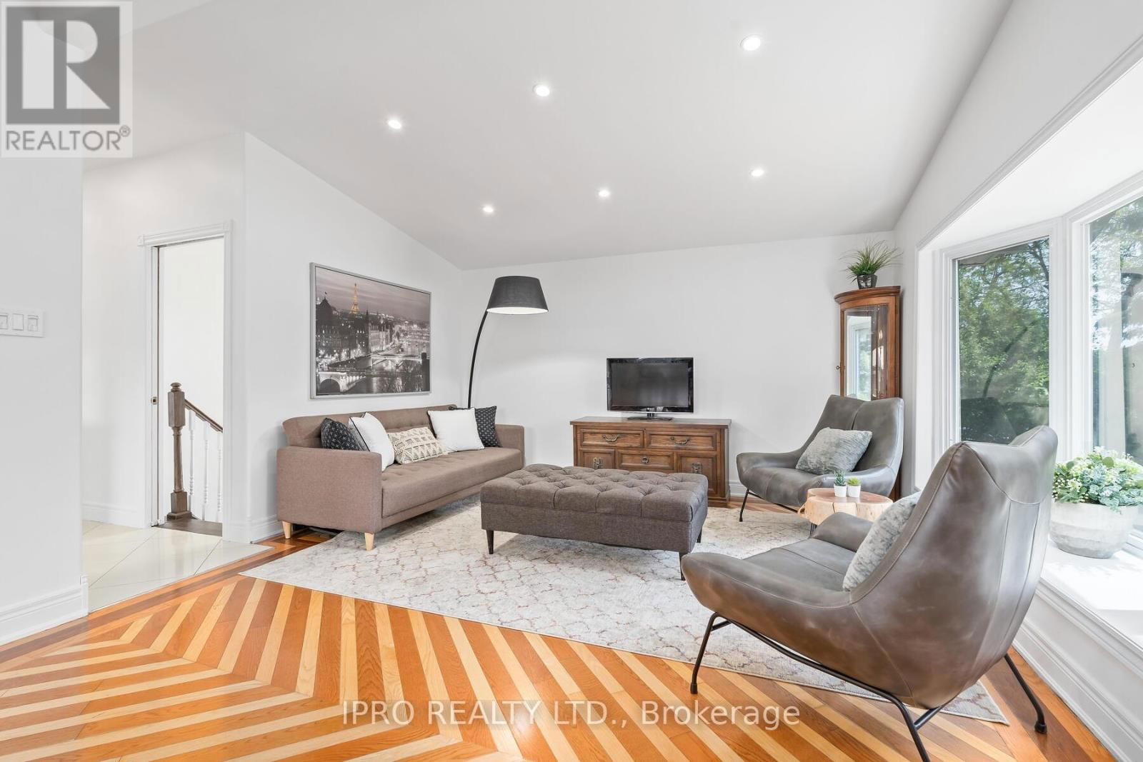 23 STANLEY COURT Image 7