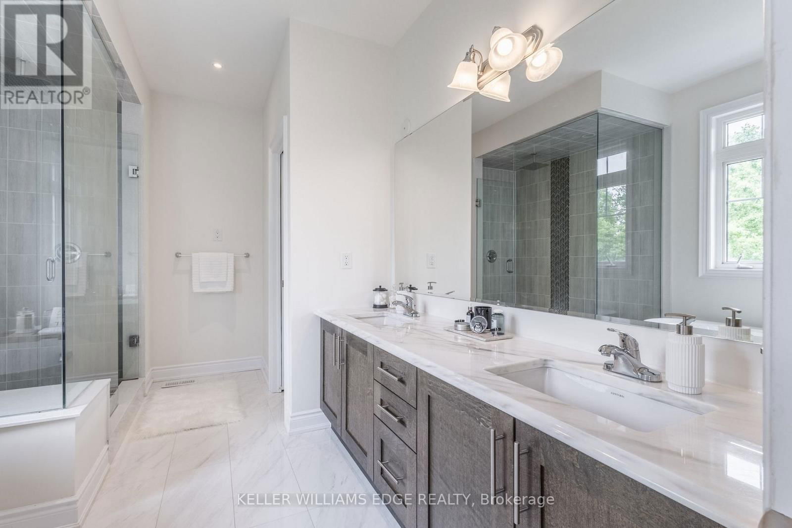 64 ELYSIAN FIELDS CIRCLE Image 23
