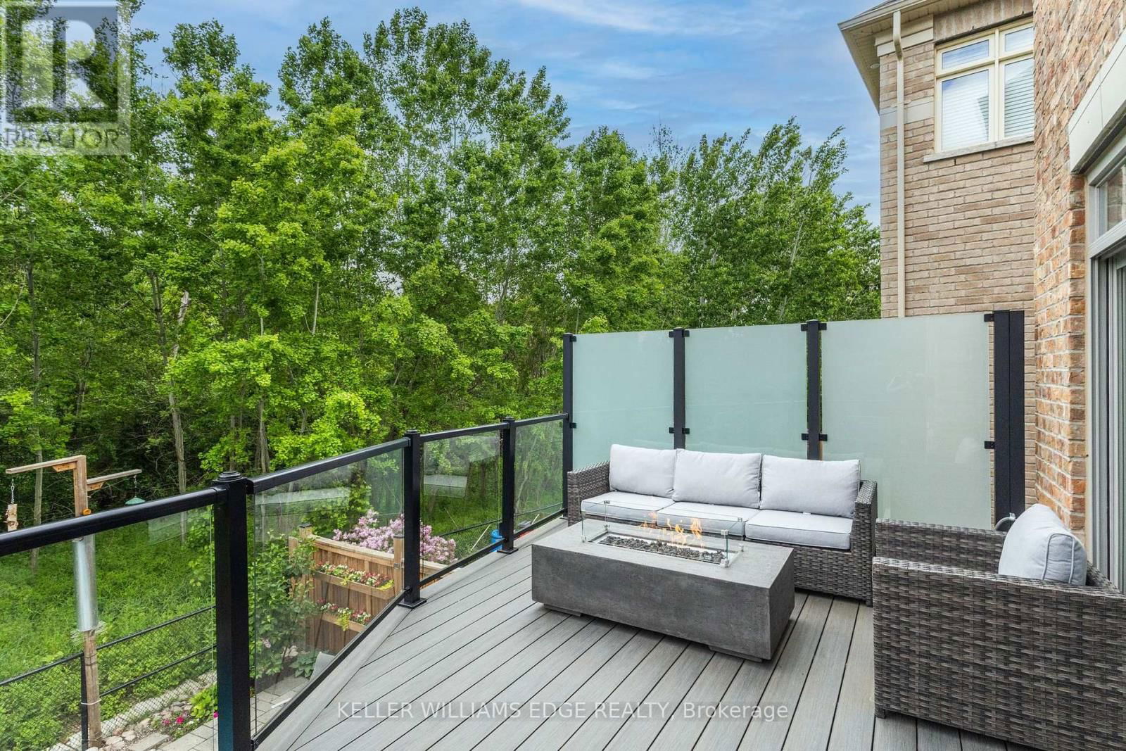 64 ELYSIAN FIELDS CIRCLE Image 37