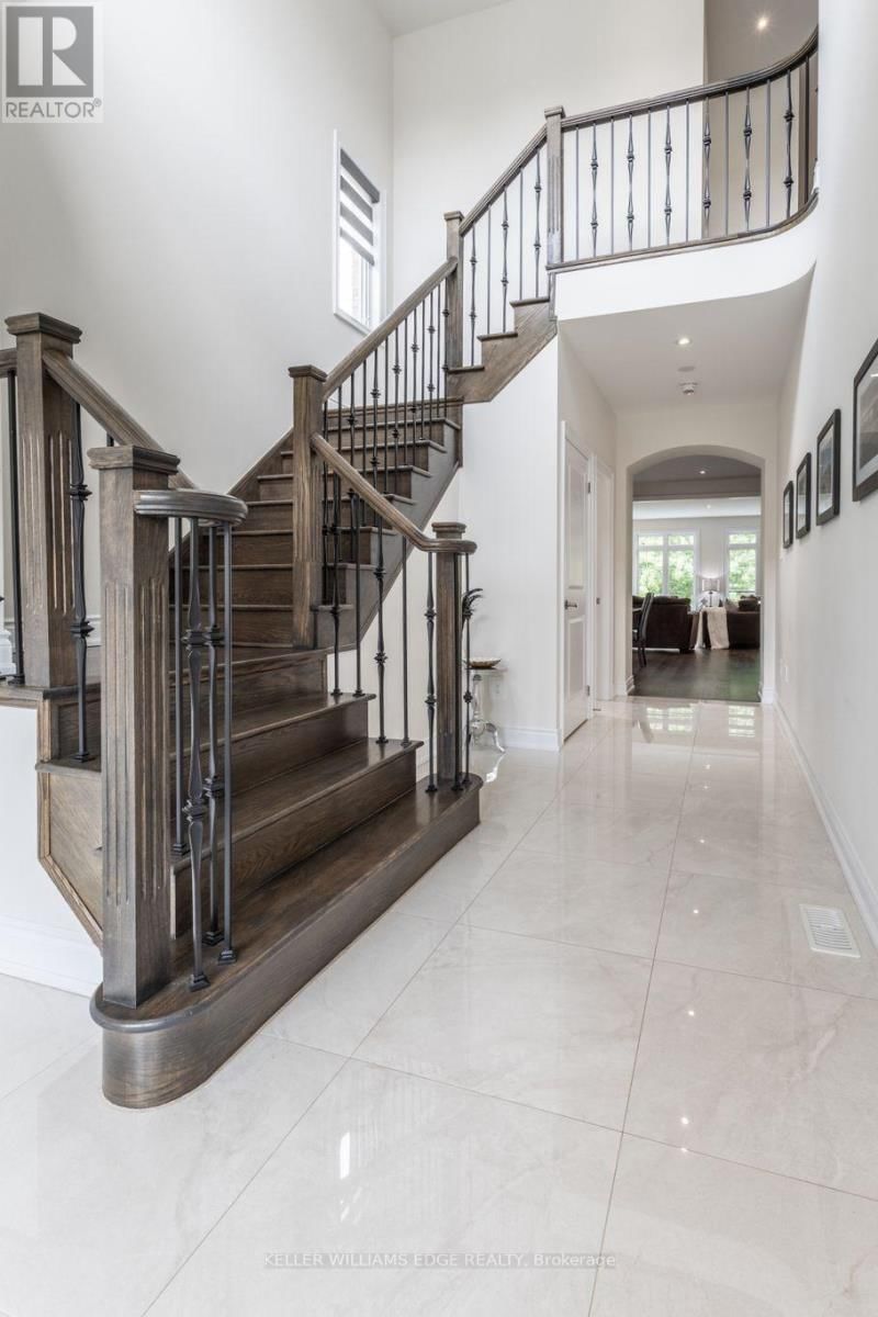 64 ELYSIAN FIELDS CIRCLE Image 4
