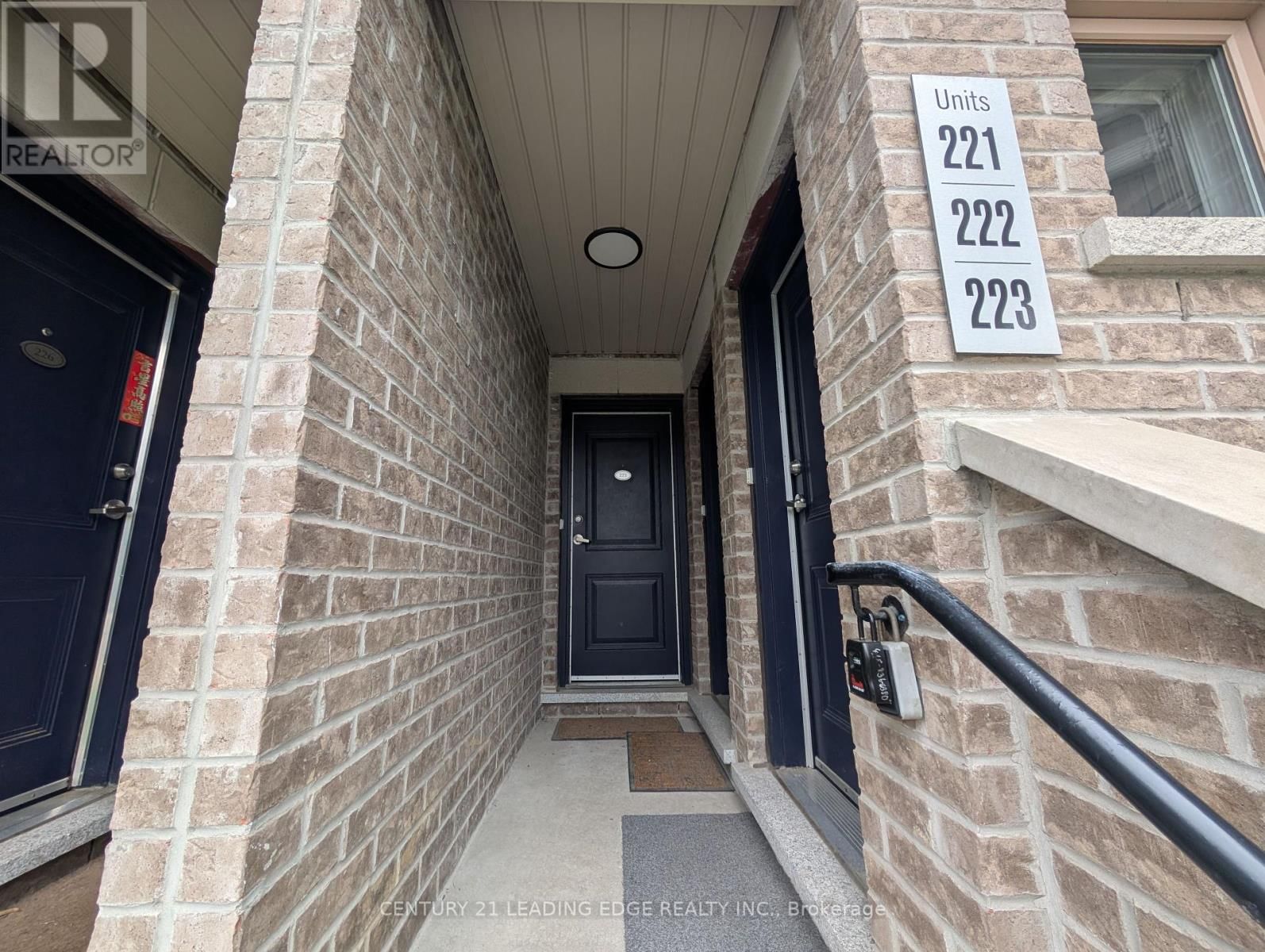 223 - 2355 SHEPPARD AVENUE WEST Image 2