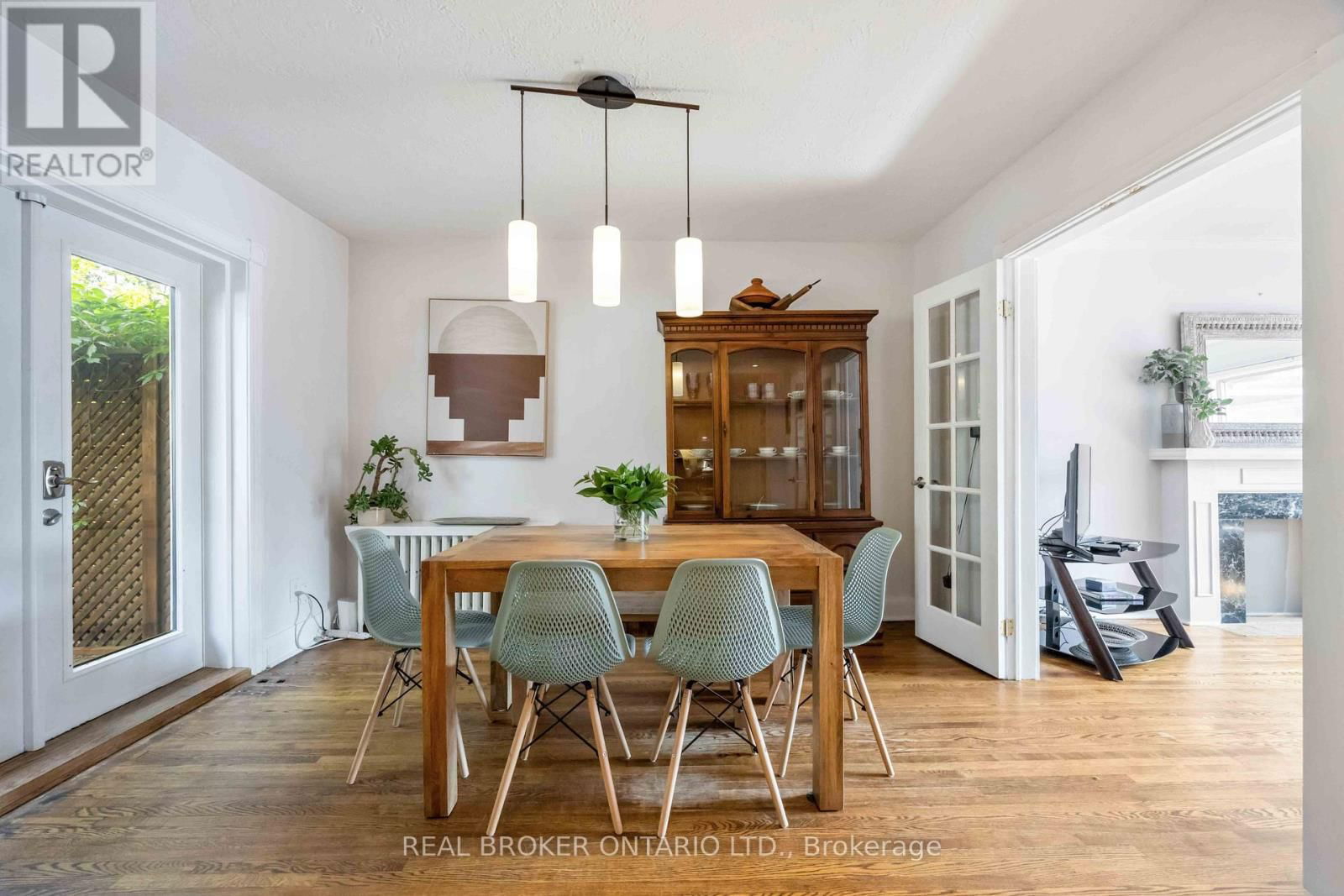 227 JANE STREET Image 10