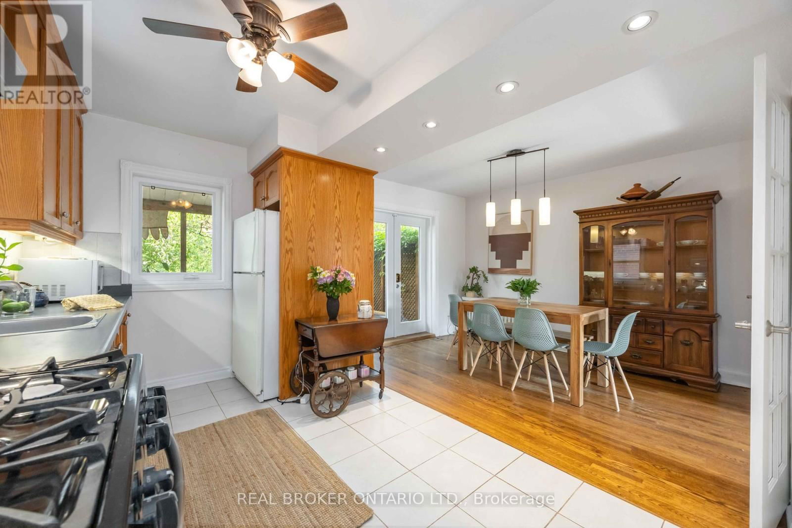 227 JANE STREET Image 12