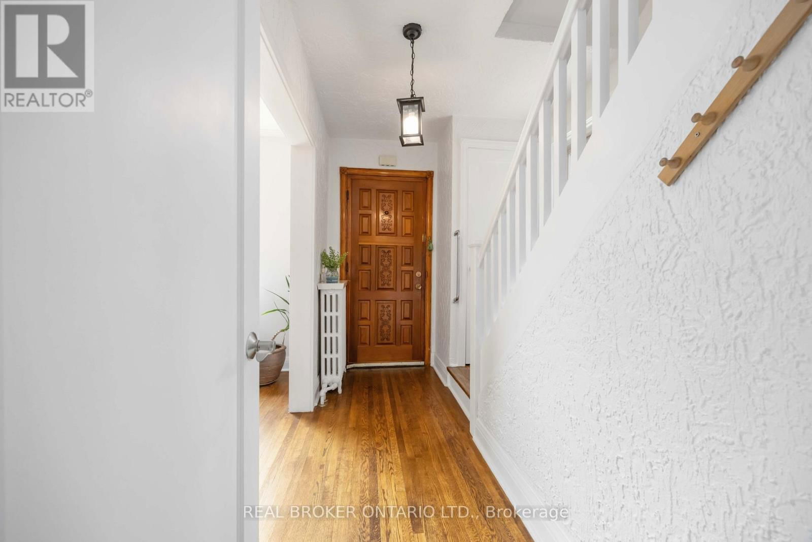 227 JANE STREET Image 4