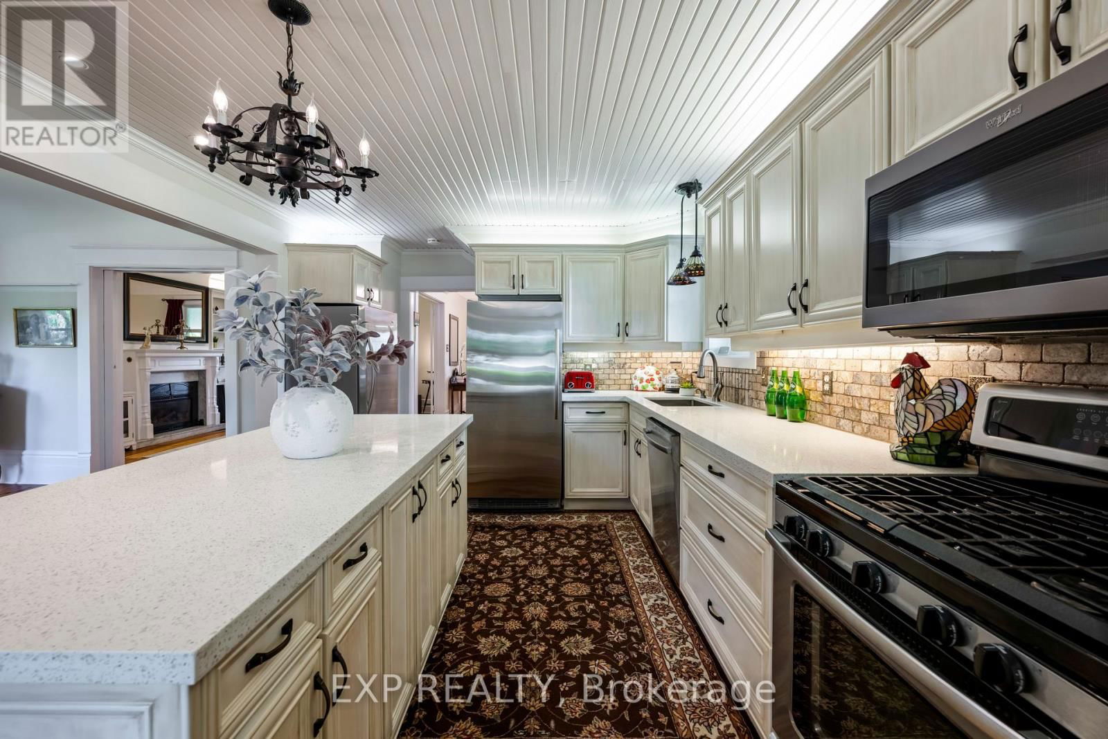 24 FAULKNER STREET Image 23
