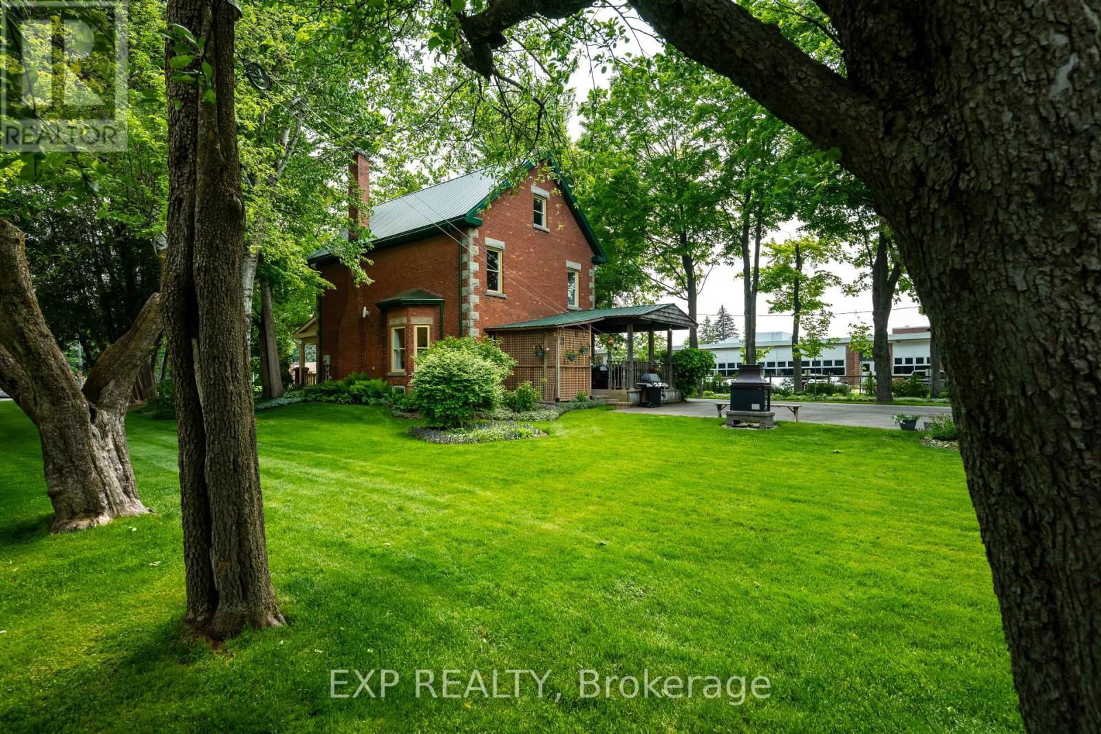 24 FAULKNER STREET Image 46