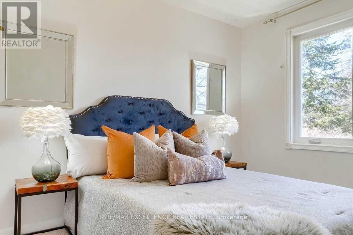 1312 DAIMLER ROAD Image 12