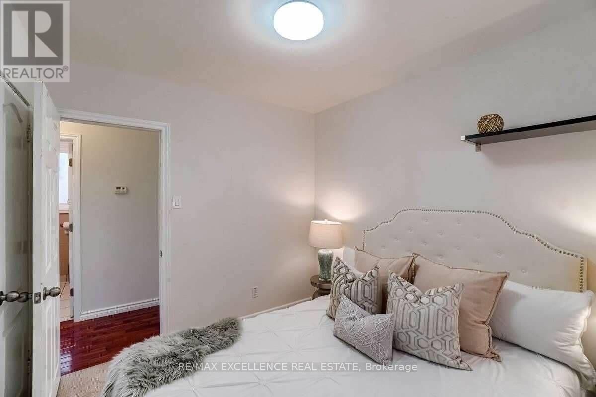 1312 DAIMLER ROAD Image 16