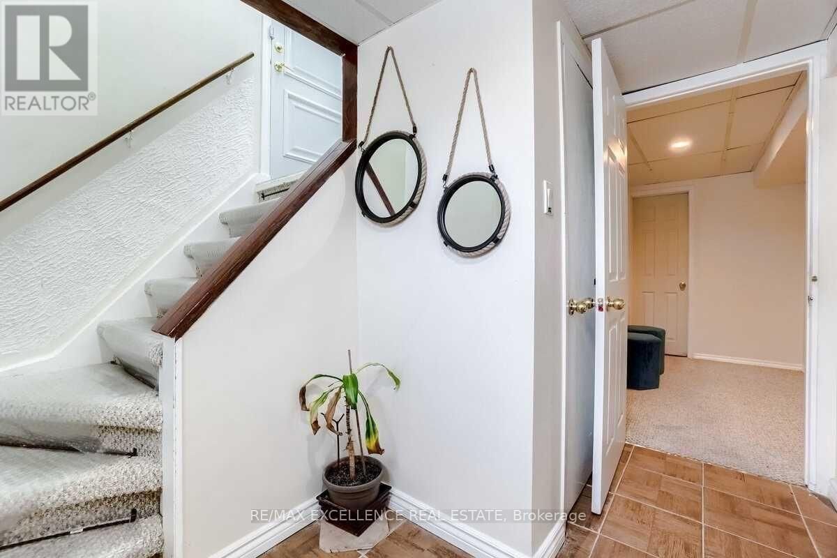 1312 DAIMLER ROAD Image 18